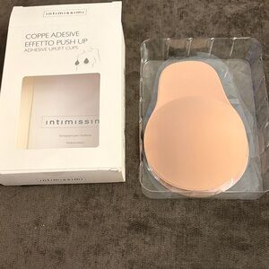 Intimissimi Push-Up Adhesive Cups in Peach